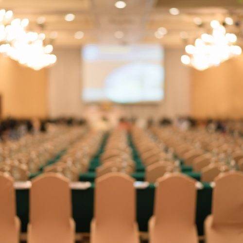abstract-blurred-people-seminar-event-background_1439-7
