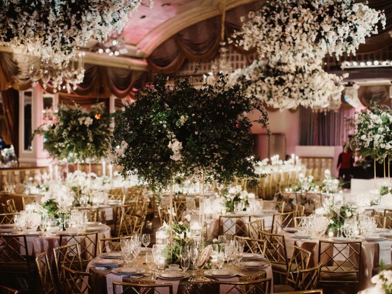 Such charming decoration of the shiny restaurant